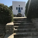 Apartmanhotel Iliopetra Hriszí Aktí