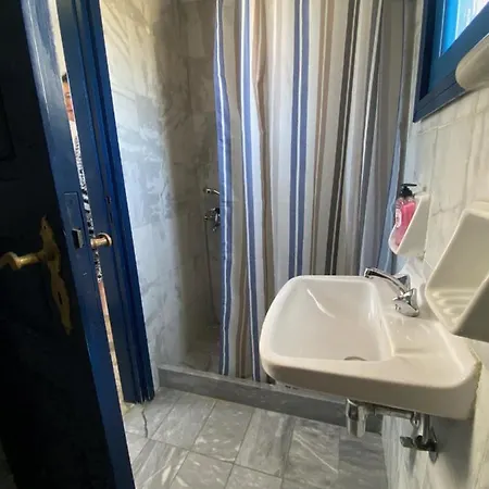 Iliopetra מלון דירות