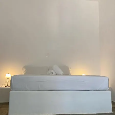 Iliopetra Aparthotel