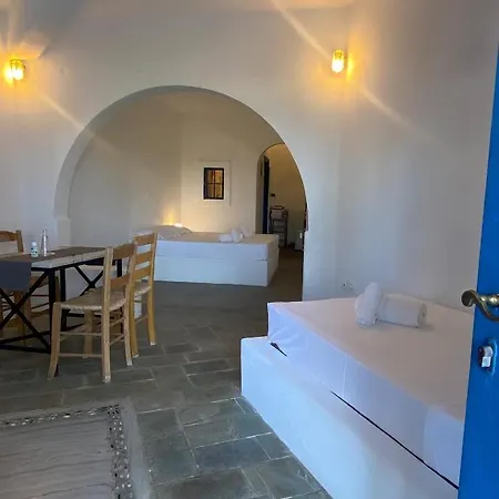 Iliopetra Aparthotel *