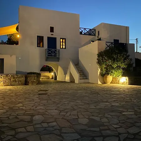 Iliopetra Aparthotel *