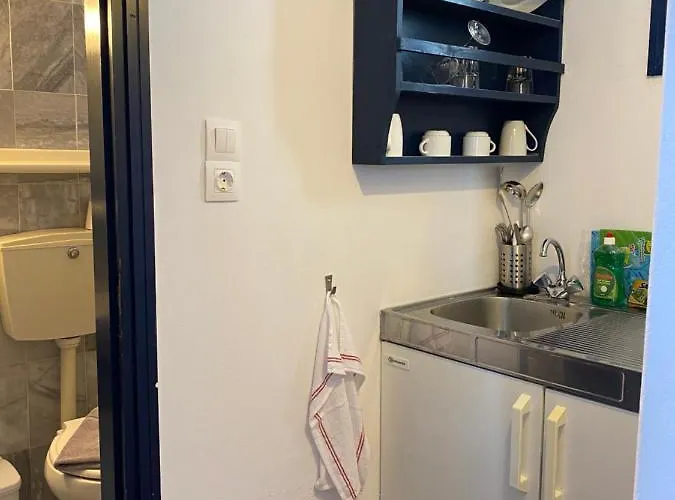 Iliopetra Апарт-отель