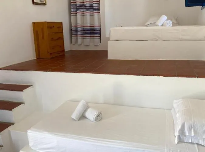 Апарт-отель Iliopetra Хриси-Акти