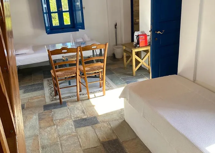 Iliopetra Хриси-Акти