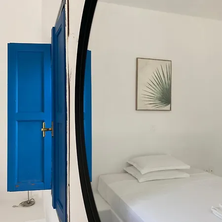 Iliopetra كريس أكتي