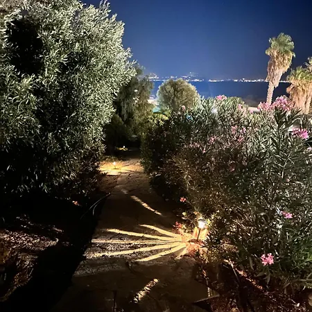 Iliopetra 아파트호텔