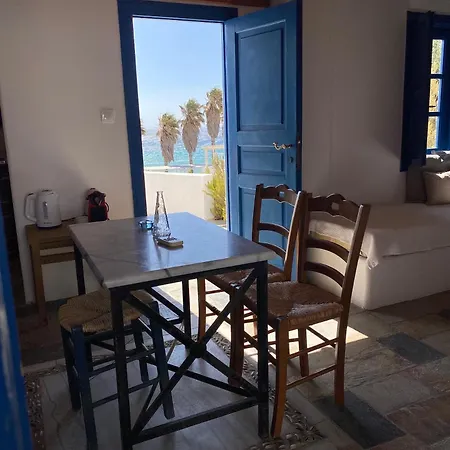 Iliopetra شقة فندقية 3*