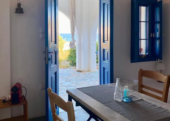 Iliopetra Lägenhetshotell Chrisi Akti (Paros)