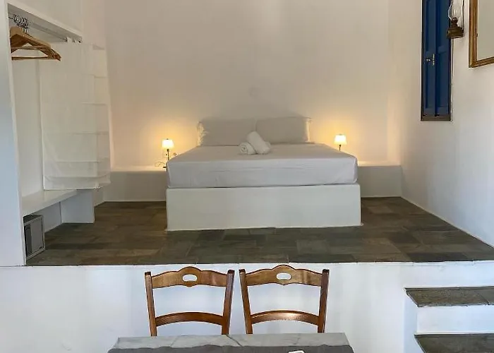 Lägenhetshotell Iliopetra Chrisi Akti (Paros)